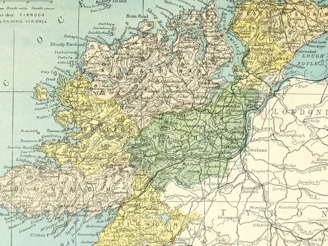 Léarscáil dhaite de bharúntachtaí Dhún na nGall le BOYLAGH, Dunglow agus Gweebarra Bay